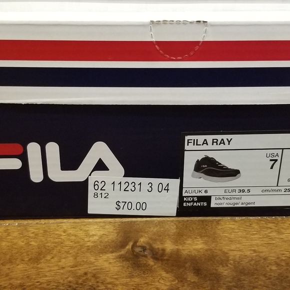 Shoes - Picture 2 of 3